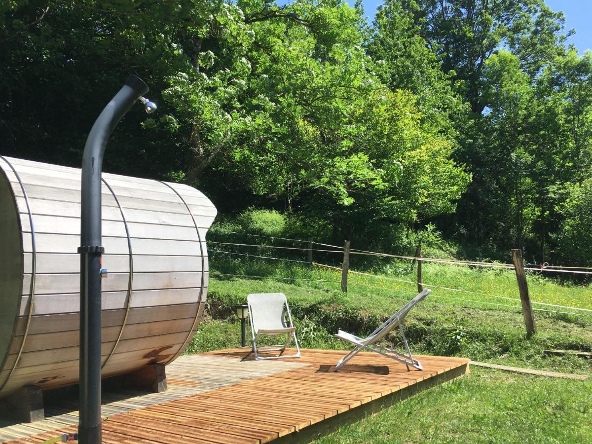 Wigwam, séjour ecolo glamping Frechet-Aure Exterior foto