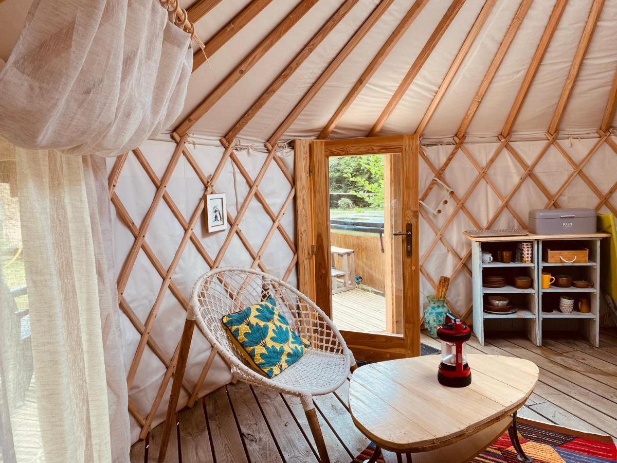 Wigwam, séjour ecolo glamping Frechet-Aure Exterior foto